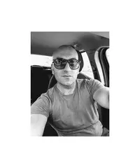 Mi piacerebbe conoscere ragazze nuove con cui instaurare una nuova amicizia e poi chissà.. - 2